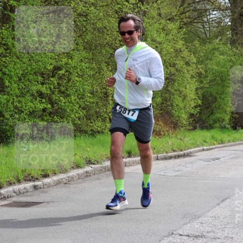 12.04.2026 - 45. Internationalen Wilhelmsburger Insellauf Yannick Fuchs http://msf.ph/oto/9503459 12.04.2026 12:49:49 Laufen 5817, 5463 meine-sportfotos.de