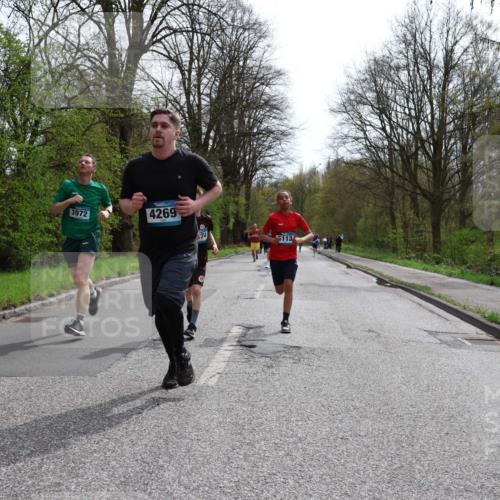 12.04.2026 - 45. Internationalen Wilhelmsburger Insellauf Yannick Fuchs http://msf.ph/oto/9503572 12.04.2026 12:50:15 Laufen 3972, 4269, 74, 113 meine-sportfotos.de