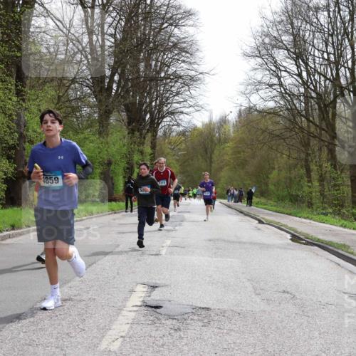 12.04.2026 - 45. Internationalen Wilhelmsburger Insellauf Yannick Fuchs http://msf.ph/oto/9503598 12.04.2026 12:50:20 Laufen 4859, 50, 3315 meine-sportfotos.de