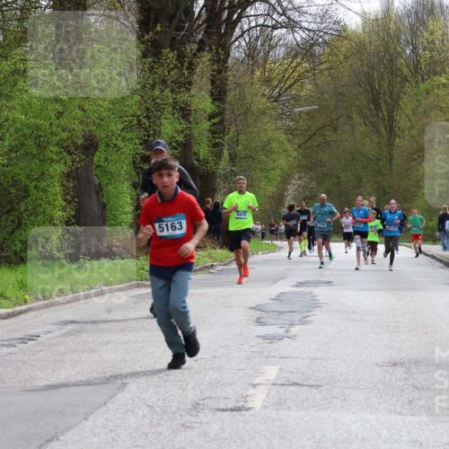12.04.2026 - 45. Internationalen Wilhelmsburger Insellauf Yannick Fuchs http://msf.ph/oto/9503658 12.04.2026 12:50:32 Laufen 4410, 5163, 5550, 5134, 5131 meine-sportfotos.de