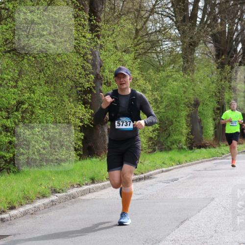 12.04.2026 - 45. Internationalen Wilhelmsburger Insellauf Yannick Fuchs http://msf.ph/oto/9503673 12.04.2026 12:50:35 Laufen 5737, 4410 meine-sportfotos.de
