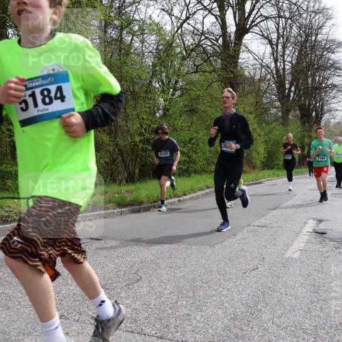 12.04.2026 - 45. Internationalen Wilhelmsburger Insellauf Yannick Fuchs http://msf.ph/oto/9503738 12.04.2026 12:50:49 Laufen 5184, 5147, 36, 5410, 3166 meine-sportfotos.de