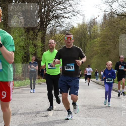 12.04.2026 - 45. Internationalen Wilhelmsburger Insellauf Yannick Fuchs http://msf.ph/oto/9503741 12.04.2026 12:50:50 Laufen 5410, 3166, 5500, 36, 5863, 9, 4261, 4962 meine-sportfotos.de