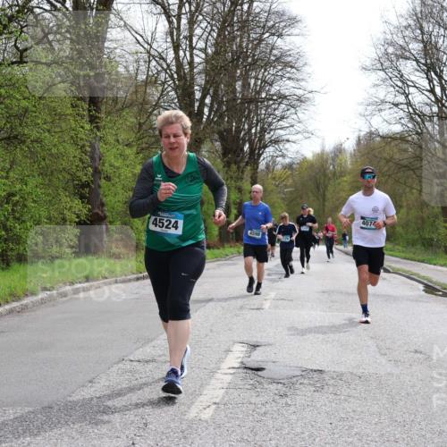 12.04.2026 - 45. Internationalen Wilhelmsburger Insellauf Yannick Fuchs http://msf.ph/oto/9503791 12.04.2026 12:50:59 Laufen 4524, 4598, 4074 meine-sportfotos.de