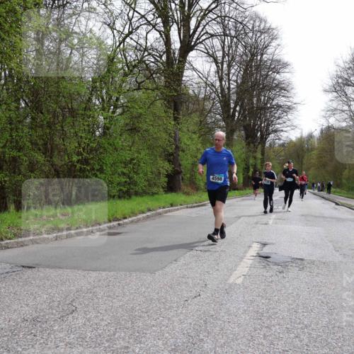 12.04.2026 - 45. Internationalen Wilhelmsburger Insellauf Yannick Fuchs http://msf.ph/oto/9503801 12.04.2026 12:51:00 Laufen 4598, 129 meine-sportfotos.de