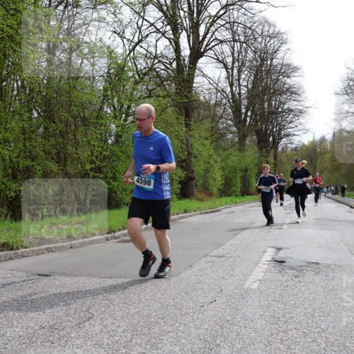 12.04.2026 - 45. Internationalen Wilhelmsburger Insellauf Yannick Fuchs http://msf.ph/oto/9503807 12.04.2026 12:51:01 Laufen 4598, 129, 5343 meine-sportfotos.de