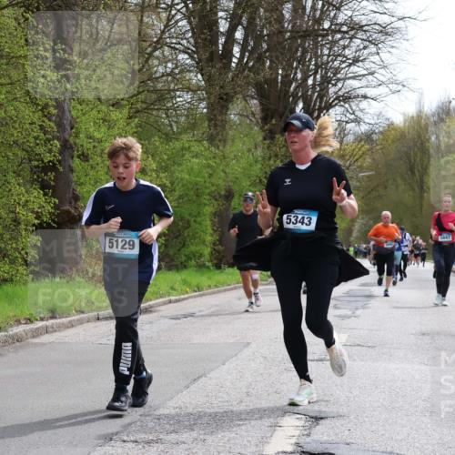 12.04.2026 - 45. Internationalen Wilhelmsburger Insellauf Yannick Fuchs http://msf.ph/oto/9503814 12.04.2026 12:51:03 Laufen 5129, 5343, 5847 meine-sportfotos.de