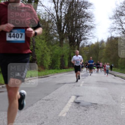 12.04.2026 - 45. Internationalen Wilhelmsburger Insellauf Yannick Fuchs http://msf.ph/oto/9503880 12.04.2026 12:51:15 Laufen 4407 meine-sportfotos.de