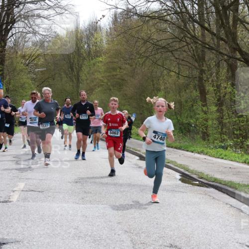 12.04.2026 - 45. Internationalen Wilhelmsburger Insellauf Yannick Fuchs http://msf.ph/oto/9503890 12.04.2026 12:51:19 Laufen 3378, 4438, 5807, 4830, 2447, 4937, 5777, 5062, 4740 meine-sportfotos.de