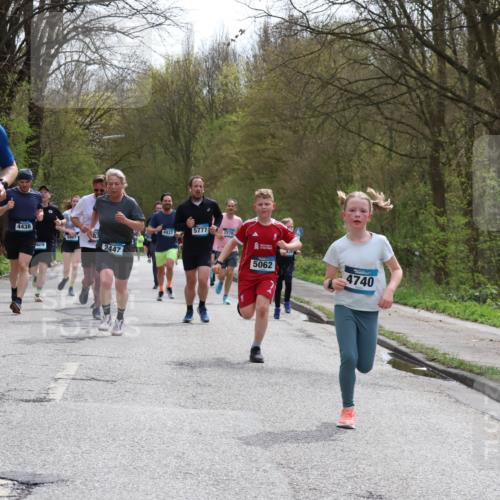 12.04.2026 - 45. Internationalen Wilhelmsburger Insellauf Yannick Fuchs http://msf.ph/oto/9503892 12.04.2026 12:51:19 Laufen 3378, 4438, 409, 2447, 4937, 5777, 2578, 5062, 439, 4740 meine-sportfotos.de