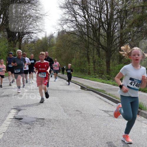 12.04.2026 - 45. Internationalen Wilhelmsburger Insellauf Yannick Fuchs http://msf.ph/oto/9503901 12.04.2026 12:51:21 Laufen 5277, 50, 4438, 2447, 5774, 5062, 3439, 4740 meine-sportfotos.de