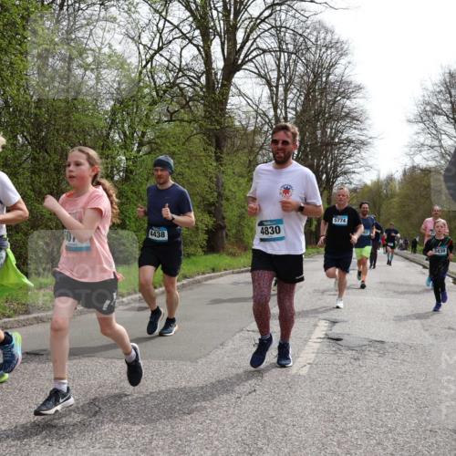 12.04.2026 - 45. Internationalen Wilhelmsburger Insellauf Yannick Fuchs http://msf.ph/oto/9503917 12.04.2026 12:51:24 Laufen 4438, 5277, 4830, 5774, 3439, 5777 meine-sportfotos.de