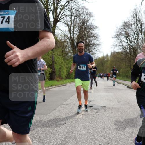 12.04.2026 - 45. Internationalen Wilhelmsburger Insellauf Yannick Fuchs http://msf.ph/oto/9503929 12.04.2026 12:51:27 Laufen 5409, 5774, 4937, 45, 3439 meine-sportfotos.de