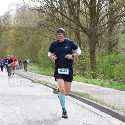 12.04.2026 - 45. Internationalen Wilhelmsburger Insellauf Yannick Fuchs http://msf.ph/oto/9503938 12.04.2026 12:51:29 Laufen 5228, 4644 meine-sportfotos.de