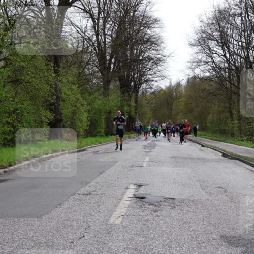 12.04.2026 - 45. Internationalen Wilhelmsburger Insellauf Yannick Fuchs http://msf.ph/oto/9503943 12.04.2026 12:51:30 Laufen 3154, 4644 meine-sportfotos.de