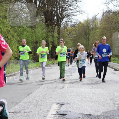 12.04.2026 - 45. Internationalen Wilhelmsburger Insellauf Yannick Fuchs http://msf.ph/oto/9504008 12.04.2026 12:51:45 Laufen 4259, 5189, 5169, 315, 3189, 3190, 2675 meine-sportfotos.de