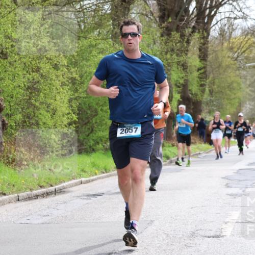 12.04.2026 - 45. Internationalen Wilhelmsburger Insellauf Yannick Fuchs http://msf.ph/oto/9504041 12.04.2026 12:51:52 Laufen 2057, 3863 meine-sportfotos.de