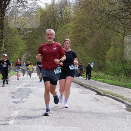 12.04.2026 - 45. Internationalen Wilhelmsburger Insellauf Yannick Fuchs http://msf.ph/oto/9504066 12.04.2026 12:51:57 Laufen 5782, 3525, 5422, 5472, 578, 301 meine-sportfotos.de