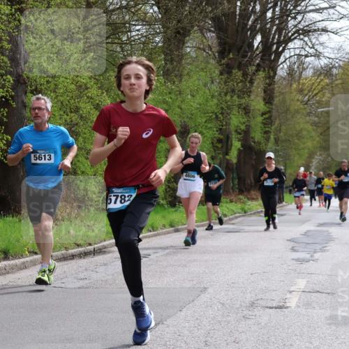 12.04.2026 - 45. Internationalen Wilhelmsburger Insellauf Yannick Fuchs http://msf.ph/oto/9504074 12.04.2026 12:51:58 Laufen 5613, 5782, 4606, 513, 3525, 3889 meine-sportfotos.de