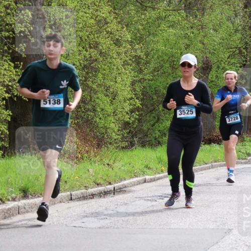 12.04.2026 - 45. Internationalen Wilhelmsburger Insellauf Yannick Fuchs http://msf.ph/oto/9504098 12.04.2026 12:52:03 Laufen 5138, 3525, 3728, 5422, 4187 meine-sportfotos.de