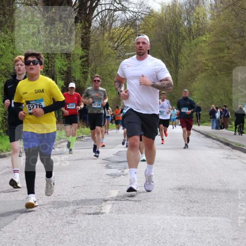 12.04.2026 - 45. Internationalen Wilhelmsburger Insellauf Yannick Fuchs http://msf.ph/oto/9504140 12.04.2026 12:52:11 Laufen 5276, 4187, 3128, 4778 meine-sportfotos.de