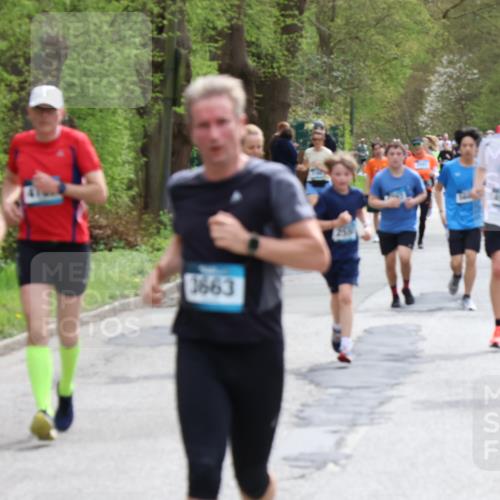 12.04.2026 - 45. Internationalen Wilhelmsburger Insellauf Yannick Fuchs http://msf.ph/oto/9504150 12.04.2026 12:52:14 Laufen 3128, 1663, 4776 meine-sportfotos.de