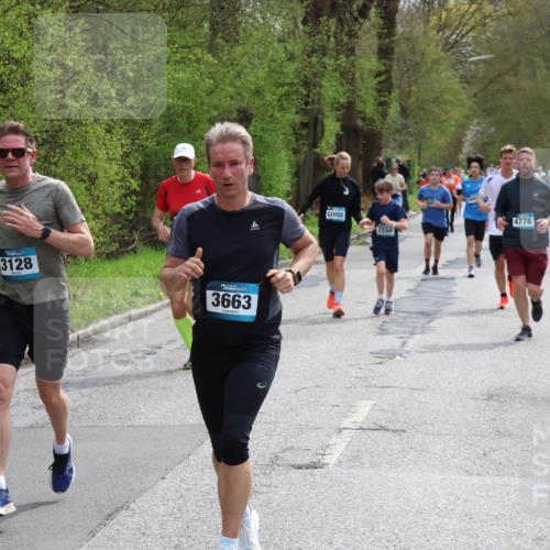 12.04.2026 - 45. Internationalen Wilhelmsburger Insellauf Yannick Fuchs http://msf.ph/oto/9504156 12.04.2026 12:52:15 Laufen 3128, 3663, 4778, 2550 meine-sportfotos.de