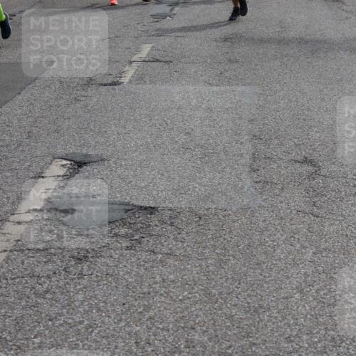 12.04.2026 - 45. Internationalen Wilhelmsburger Insellauf Yannick Fuchs http://msf.ph/oto/9504158 12.04.2026 12:52:16 Laufen 3663 meine-sportfotos.de