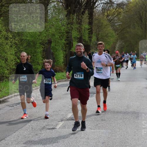 12.04.2026 - 45. Internationalen Wilhelmsburger Insellauf Yannick Fuchs http://msf.ph/oto/9504161 12.04.2026 12:52:17 Laufen 2550, 4778, 4816, 4965 meine-sportfotos.de