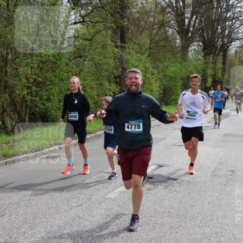 12.04.2026 - 45. Internationalen Wilhelmsburger Insellauf Yannick Fuchs http://msf.ph/oto/9504173 12.04.2026 12:52:19 Laufen 2550, 4778, 4965 meine-sportfotos.de