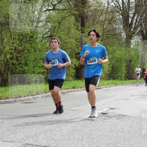 12.04.2026 - 45. Internationalen Wilhelmsburger Insellauf Yannick Fuchs http://msf.ph/oto/9504192 12.04.2026 12:52:23 Laufen 5687, 5689, 4816 meine-sportfotos.de