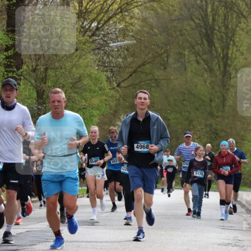 12.04.2026 - 45. Internationalen Wilhelmsburger Insellauf Yannick Fuchs http://msf.ph/oto/9504217 12.04.2026 12:52:29 Laufen 3926, 3510, 5540, 5022, 423, 4968, 4760, 4741, 5179, 5191 meine-sportfotos.de