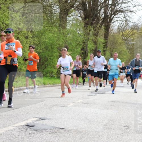 12.04.2026 - 45. Internationalen Wilhelmsburger Insellauf Yannick Fuchs http://msf.ph/oto/9504219 12.04.2026 12:52:29 Laufen 2032, 601, 392, 4761, 4968 meine-sportfotos.de