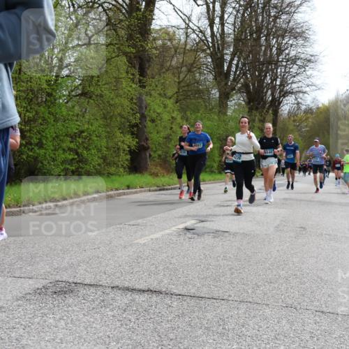 12.04.2026 - 45. Internationalen Wilhelmsburger Insellauf Yannick Fuchs http://msf.ph/oto/9504253 12.04.2026 12:52:36 Laufen 4035, 4287, 1214, 4239 meine-sportfotos.de