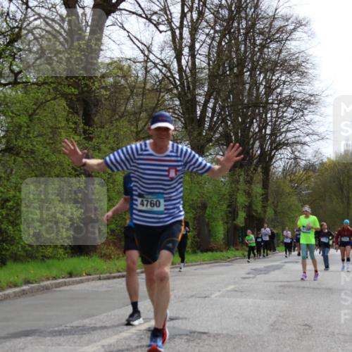 12.04.2026 - 45. Internationalen Wilhelmsburger Insellauf Yannick Fuchs http://msf.ph/oto/9504278 12.04.2026 12:52:41 Laufen 5214, 4760, 4741, 5011 meine-sportfotos.de
