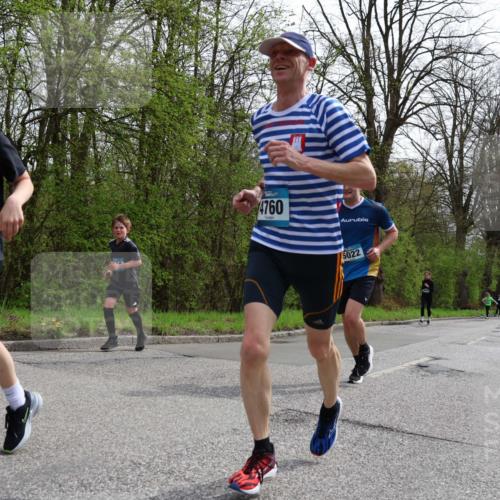12.04.2026 - 45. Internationalen Wilhelmsburger Insellauf Yannick Fuchs http://msf.ph/oto/9504284 12.04.2026 12:52:42 Laufen 5211, 5214, 4760, 5022 meine-sportfotos.de