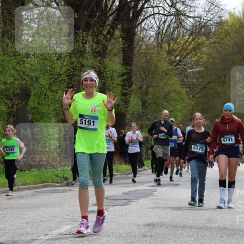 12.04.2026 - 45. Internationalen Wilhelmsburger Insellauf Yannick Fuchs http://msf.ph/oto/9504292 12.04.2026 12:52:44 Laufen 4344, 5191, 4620, 4741, 525, 5179 meine-sportfotos.de