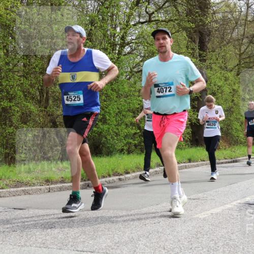 12.04.2026 - 45. Internationalen Wilhelmsburger Insellauf Yannick Fuchs http://msf.ph/oto/9504344 12.04.2026 12:52:54 Laufen 4525, 462, 4072, 4620, 4990, 306 meine-sportfotos.de