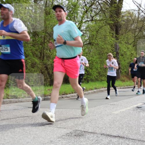 12.04.2026 - 45. Internationalen Wilhelmsburger Insellauf Yannick Fuchs http://msf.ph/oto/9504347 12.04.2026 12:52:54 Laufen 1525, 4620, 4990, 352 meine-sportfotos.de