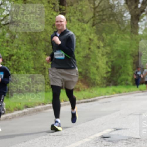 12.04.2026 - 45. Internationalen Wilhelmsburger Insellauf Yannick Fuchs http://msf.ph/oto/9504365 12.04.2026 12:52:57 Laufen 219 meine-sportfotos.de