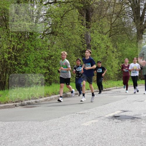 12.04.2026 - 45. Internationalen Wilhelmsburger Insellauf Yannick Fuchs http://msf.ph/oto/9504394 12.04.2026 12:53:03 Laufen 4397, 5124, 5081, 5120, 3962, 2493 meine-sportfotos.de