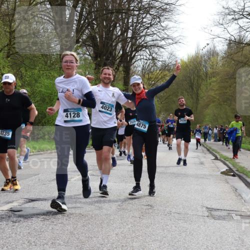 12.04.2026 - 45. Internationalen Wilhelmsburger Insellauf Yannick Fuchs http://msf.ph/oto/9504415 12.04.2026 12:53:06 Laufen 5107, 2735, 226, 4128, 4023, 2939, 4875, 2938 meine-sportfotos.de