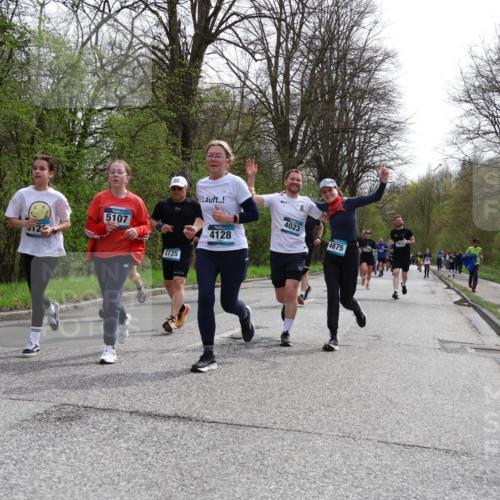 12.04.2026 - 45. Internationalen Wilhelmsburger Insellauf Yannick Fuchs http://msf.ph/oto/9504420 12.04.2026 12:53:07 Laufen 5107, 2735, 4128, 4023, 226, 4875 meine-sportfotos.de