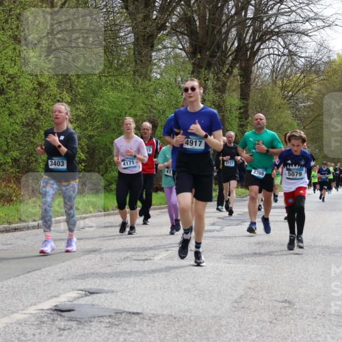 12.04.2026 - 45. Internationalen Wilhelmsburger Insellauf Yannick Fuchs http://msf.ph/oto/9504463 12.04.2026 12:53:15 Laufen 3403, 4171, 15, 4917, 3737, 2369, 5079, 443, 5074 meine-sportfotos.de