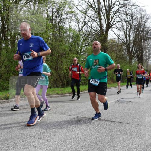 12.04.2026 - 45. Internationalen Wilhelmsburger Insellauf Yannick Fuchs http://msf.ph/oto/9504490 12.04.2026 12:53:20 Laufen 4782, 4171, 70, 2715, 2369, 3737, 2642 meine-sportfotos.de