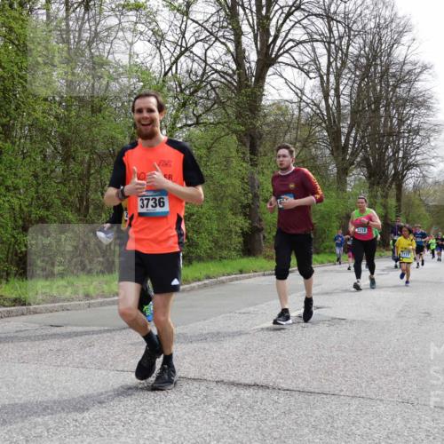 12.04.2026 - 45. Internationalen Wilhelmsburger Insellauf Yannick Fuchs http://msf.ph/oto/9504509 12.04.2026 12:53:24 Laufen 3736, 3212, 2117 meine-sportfotos.de