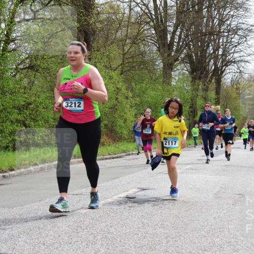 12.04.2026 - 45. Internationalen Wilhelmsburger Insellauf Yannick Fuchs http://msf.ph/oto/9504521 12.04.2026 12:53:26 Laufen 3212, 5067, 3167, 4125, 5012, 2117 meine-sportfotos.de