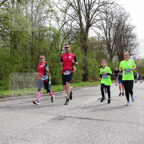 12.04.2026 - 45. Internationalen Wilhelmsburger Insellauf Yannick Fuchs http://msf.ph/oto/9504561 12.04.2026 12:53:34 Laufen 5669, 5670, 5174 meine-sportfotos.de