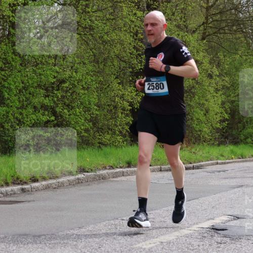 12.04.2026 - 45. Internationalen Wilhelmsburger Insellauf Yannick Fuchs http://msf.ph/oto/9504583 12.04.2026 12:53:39 Laufen 2580, 5412, 2069 meine-sportfotos.de