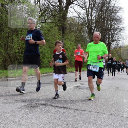 12.04.2026 - 45. Internationalen Wilhelmsburger Insellauf Yannick Fuchs http://msf.ph/oto/9504601 12.04.2026 12:53:43 Laufen 2069, 5657, 2128, 2307, 5104 meine-sportfotos.de